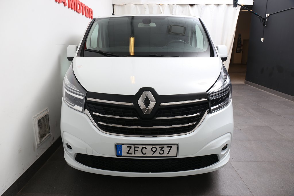 Renault trafic 2,0 dCi 145hk Aut L2 Skåp Värmare Drag Moms 2021