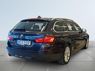 BMW 520d xDrive Touring Drag/Kamera/Navi/HiFi/SoV-Däck/MoK-Värm bakifrån