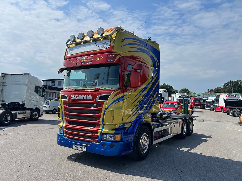 Scania R560 V8 6x4 Tandem, Lastväxlare