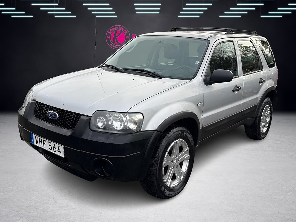 Ford Maverick 3.0 V6 4WD