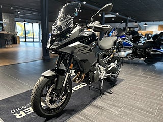 BMW F900XR/Kampanj sidoväskor på köpet!/Dynamic/Comfort