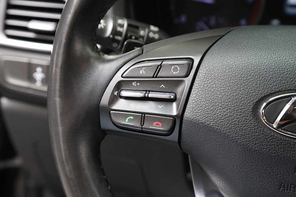 Hyundai i30 1,6  CRDi 136hk Premium Aut Kamera Navi Keyless 2018