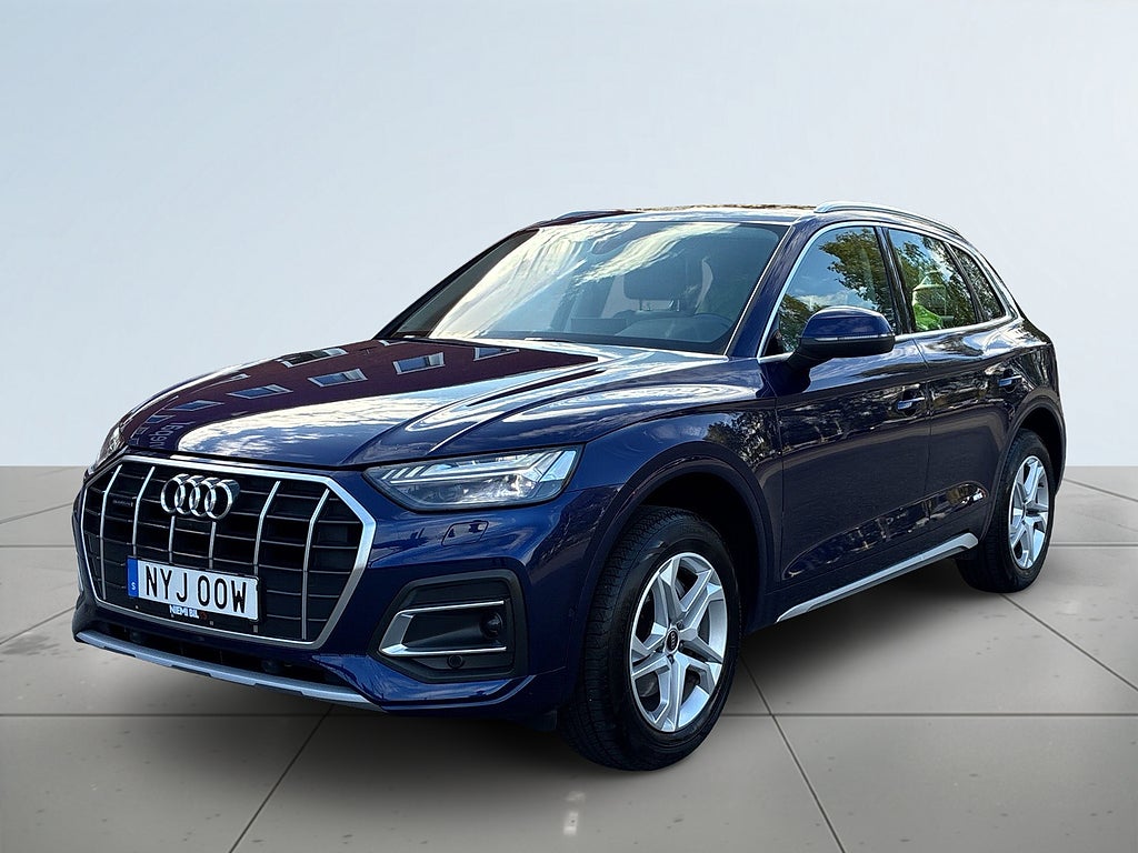 Audi Q5 quattro MOMS/360/Pano/SoV-Däck/Darg/Psens/Ellucka