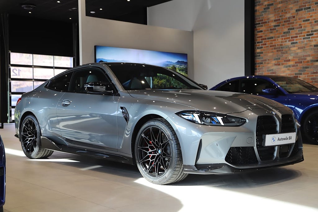 BMW M4  M Performance / Businesspris*