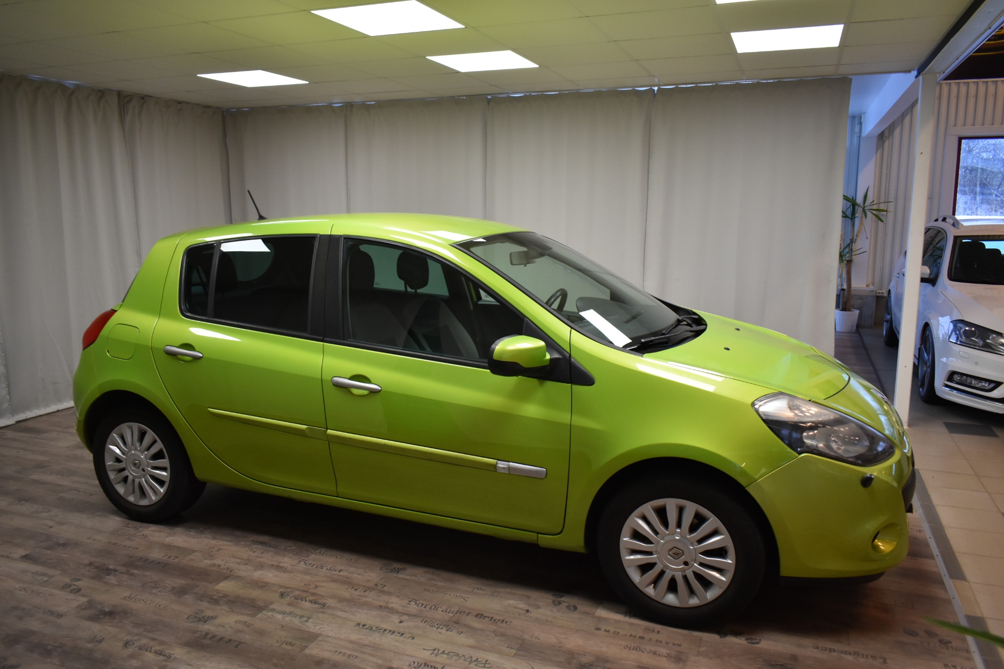 Renault Clio Halvkombi 1.2 (75hk) 2011, bild 7/47