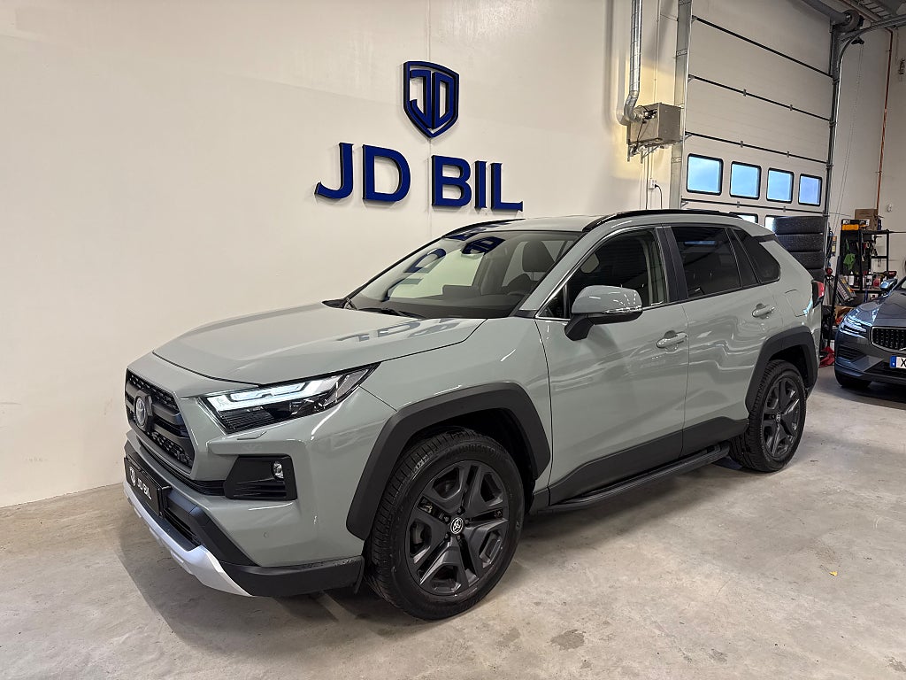 Toyota RAV4 Hybrid AWD-i E-CVT Adventure Bkamera Navi 222hk