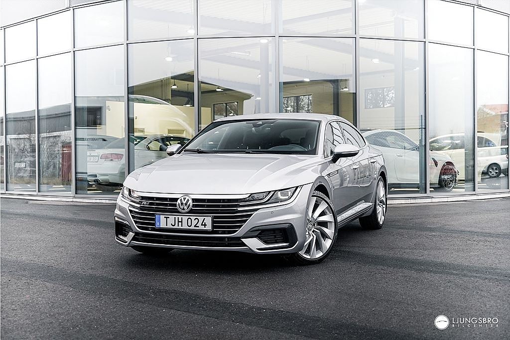 Volkswagen Arteon 2.0 4M R-Line 190hk / Drag / HUD / DynAudio / Nyservad