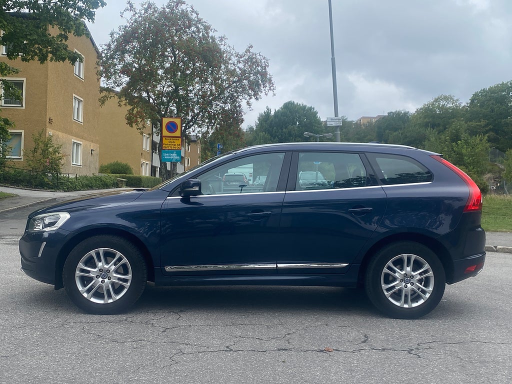 Volvo XC60 D4 AWD drag navi  Summum kamrembytt pano