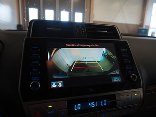 SUV Toyota Land Cruiser 23 av 27