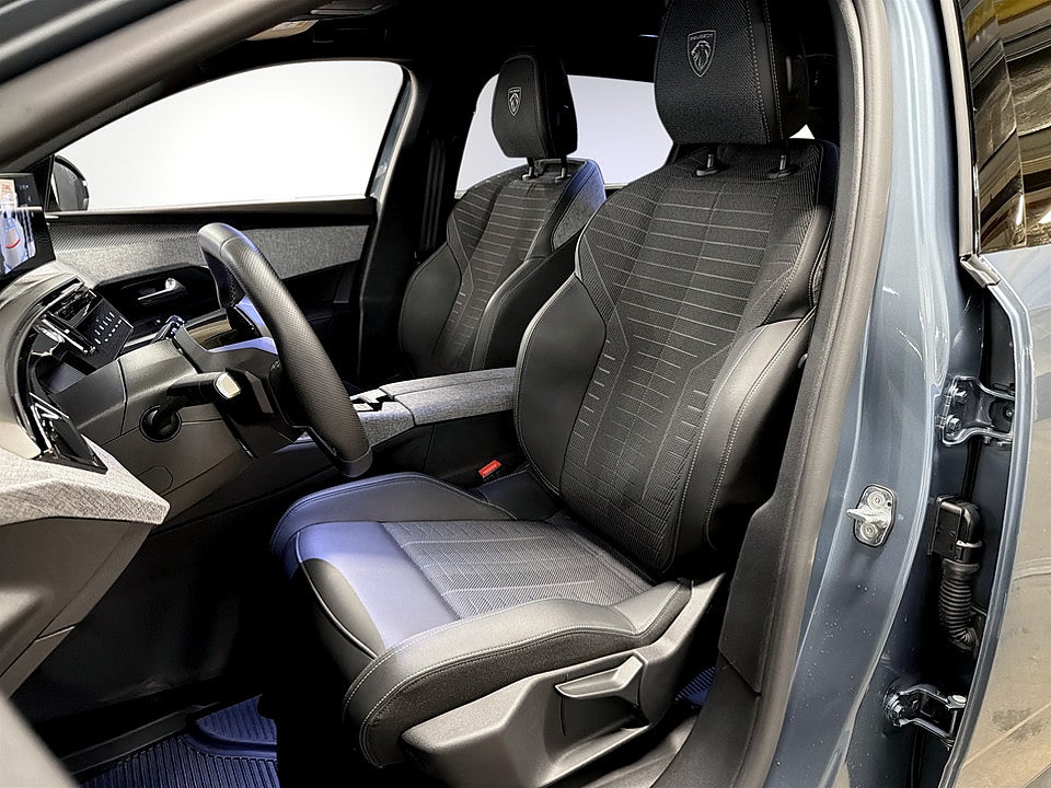 Bild på Peugeot 5008 GT Hybrid 145hk Aut KAMPANJ BRÄNSLE INGÅR