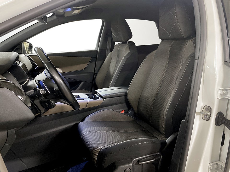 Bild på DS 7 Crossback Préstige 1.6 THP 181hk Aut B-KAMERA DRAG