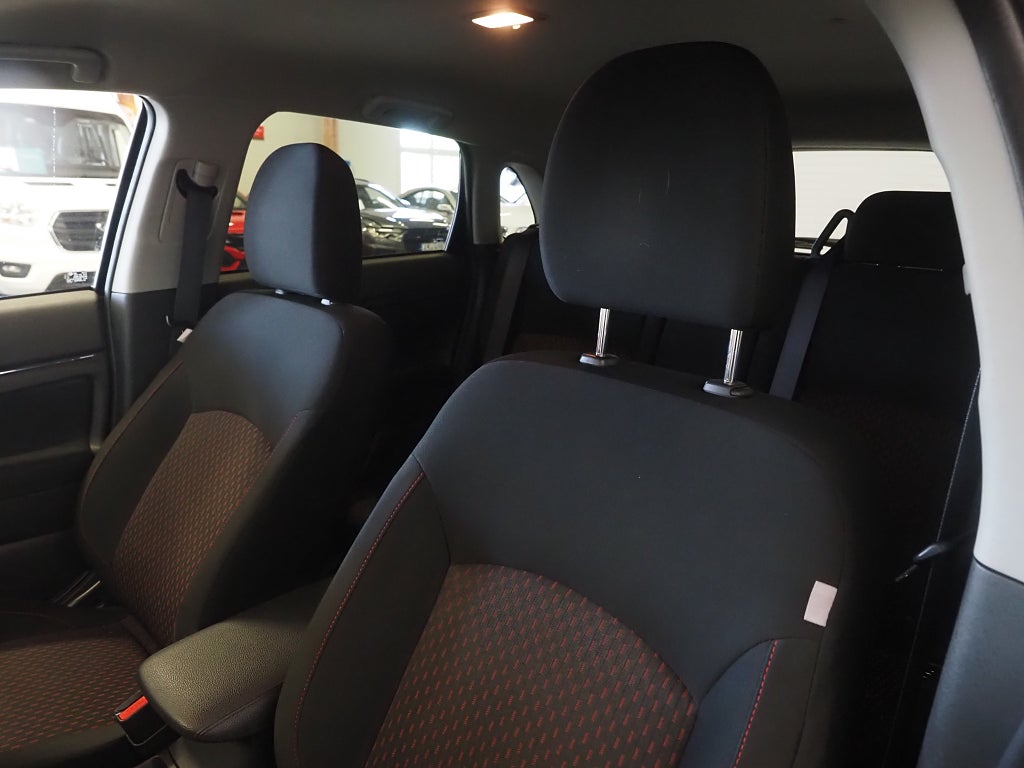 Mitsubishi ASX 1.6 117hk Onyx Backkamera Farthållare 18" 2018