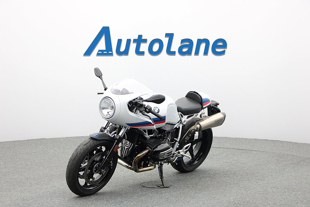 BMW R NineT Racer *Akrapovic