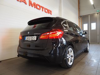Minibuss BMW 225xe 6 av 24