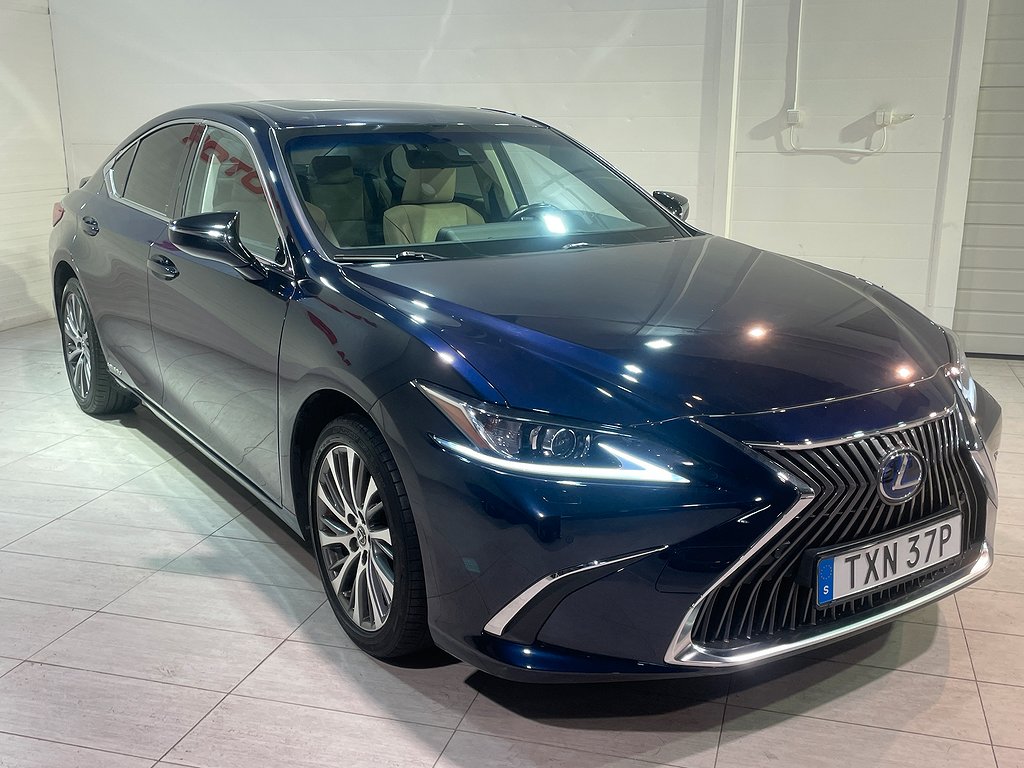 Lexus ES 300h 2.5 E-CVT Limited Edition B-Kam MOMS 2021