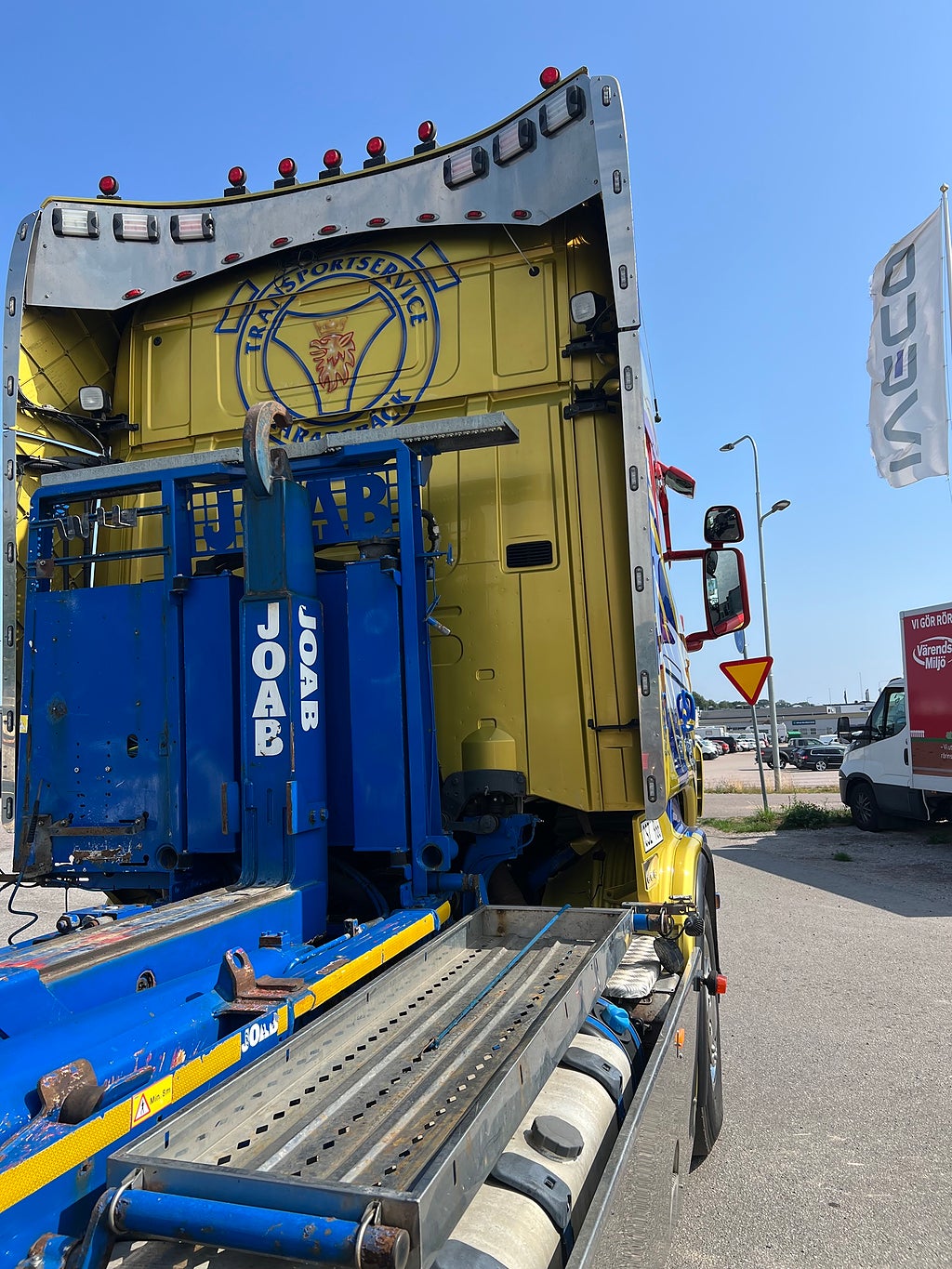 Scania R560 V8 6x4 Tandem, Lastväxlare