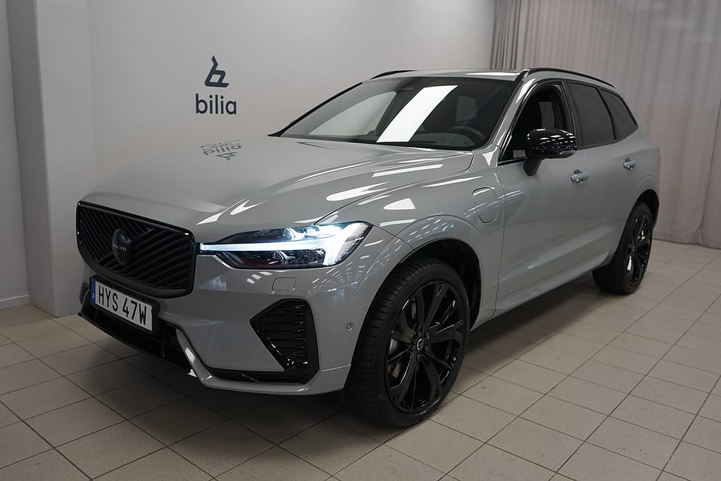 Volvo XC60 T8 Plus Black Nordic Edition |Loungepaket | Dragkrok halvautomat