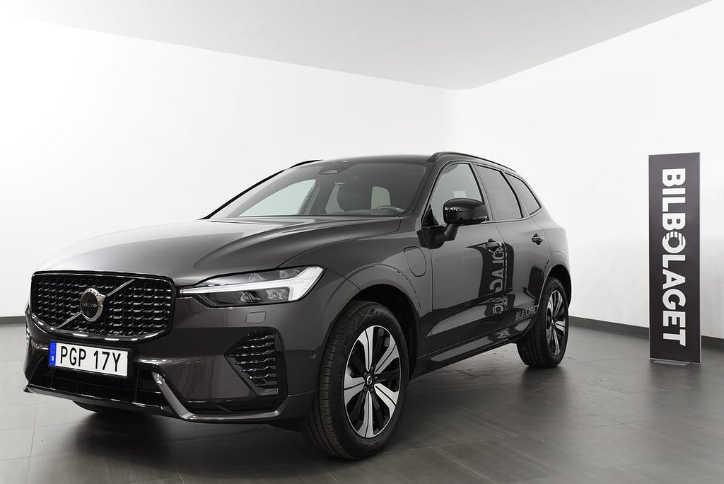 Volvo XC60 T6 Plus Dark DEMOBIL / HUD / HarmanKardon / 360-kam...