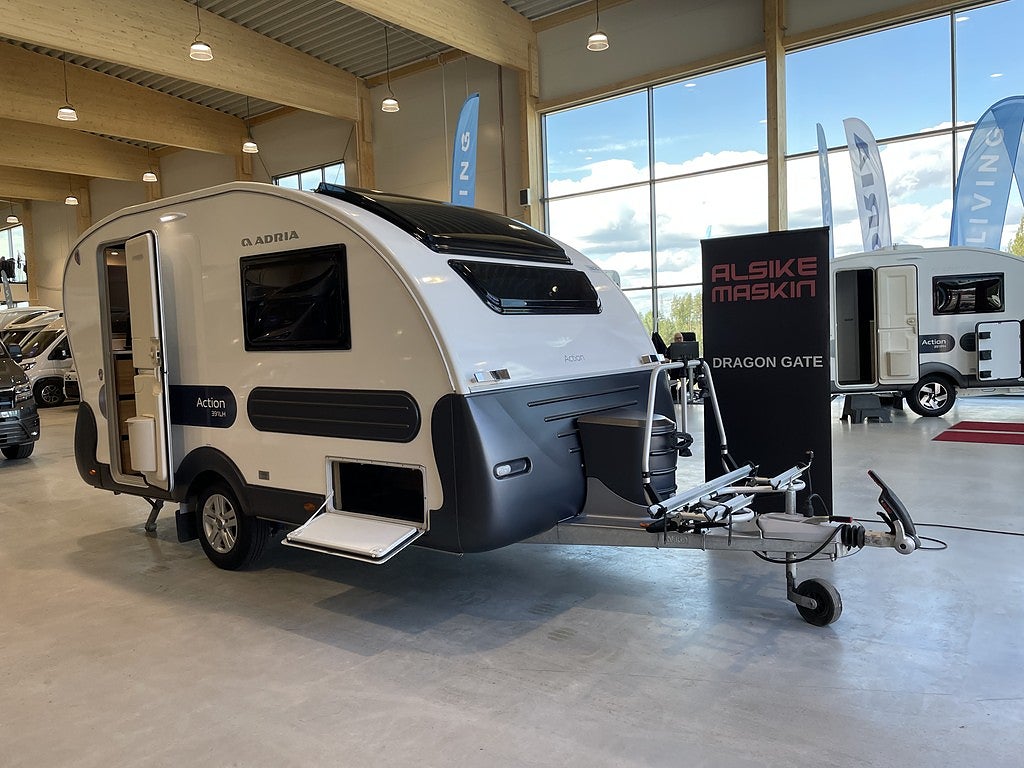 Adria Action 391 LH /Långbäddar/B-körkort/1250kg totalvikt/995kr/månad