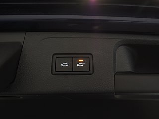 Kombi Volkswagen Passat 21 av 23