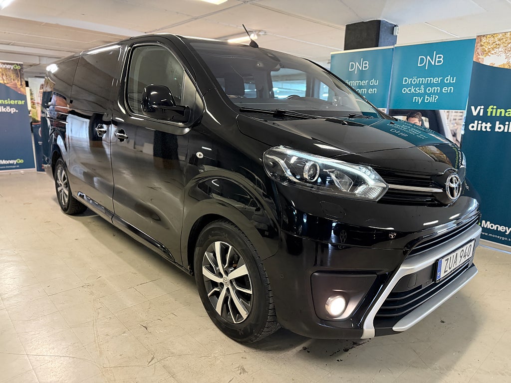 Toyota Proace Verso 2.0 D-4D (177hk)*1300kr/mån*8-Sitsi*