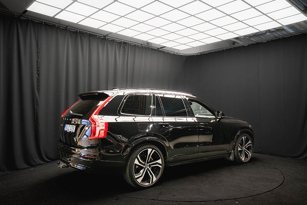 Volvo XC90 T8 ULTIMATE DARK 7-SITS B&W LUFT PANO DRAG 99%SoH MOMS