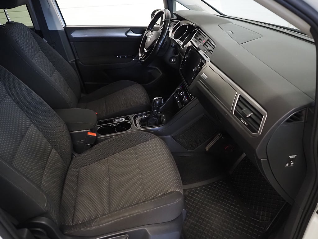 Volkswagen Touran 1.4 TSI 150hk DSG 7-sits | Drag | M&K 2018