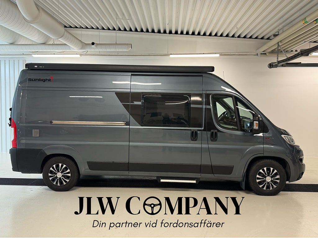 Sunlight Cliff 600  I Solceller I Automat I Extra säng 