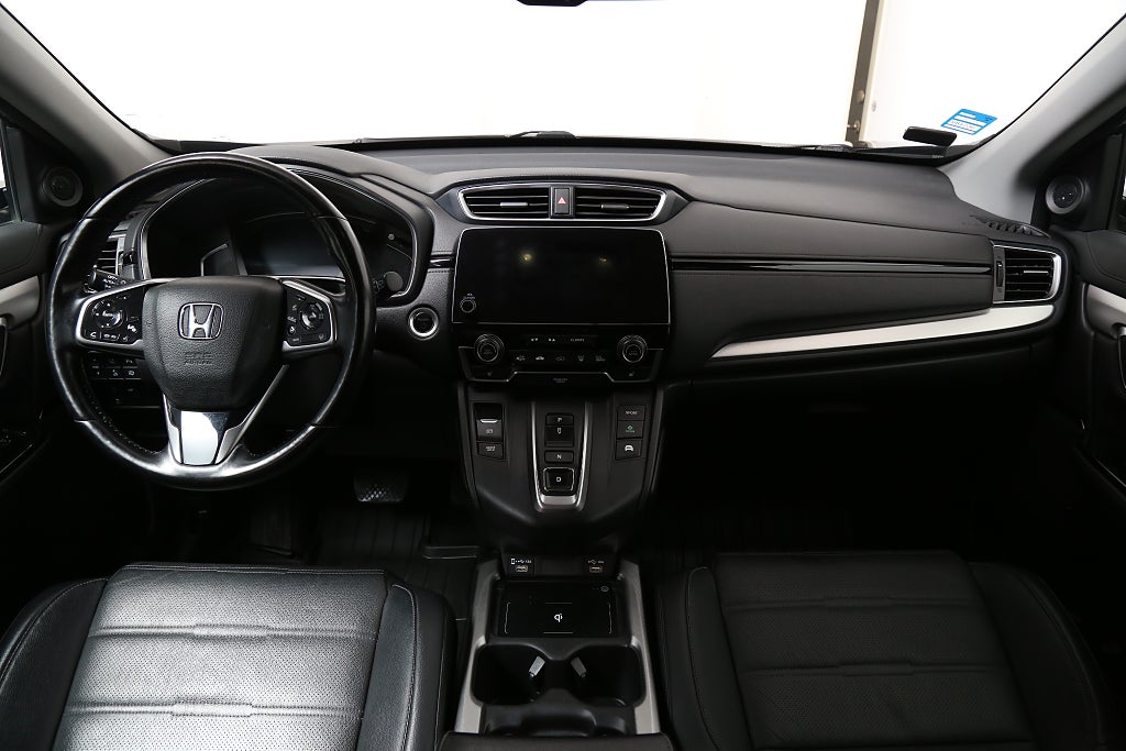 Honda CR-V Hybrid 215hk E-CVT Executive AWD Navi HUD Pano Skinn