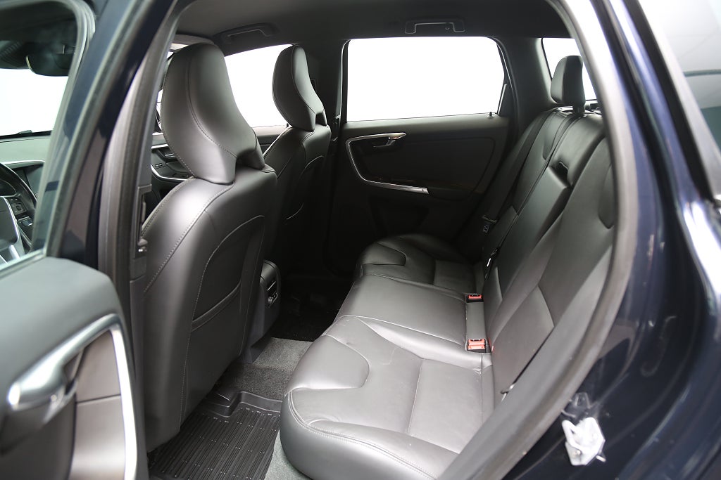 Volvo XC60 D4 190hk Summum Business Edt Pro Aut Kamera BLIS Drag 2016