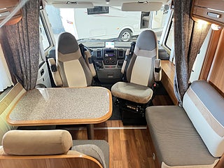 Husbil-integrerad Dethleffs ESPRIT I 6810 11 av 26