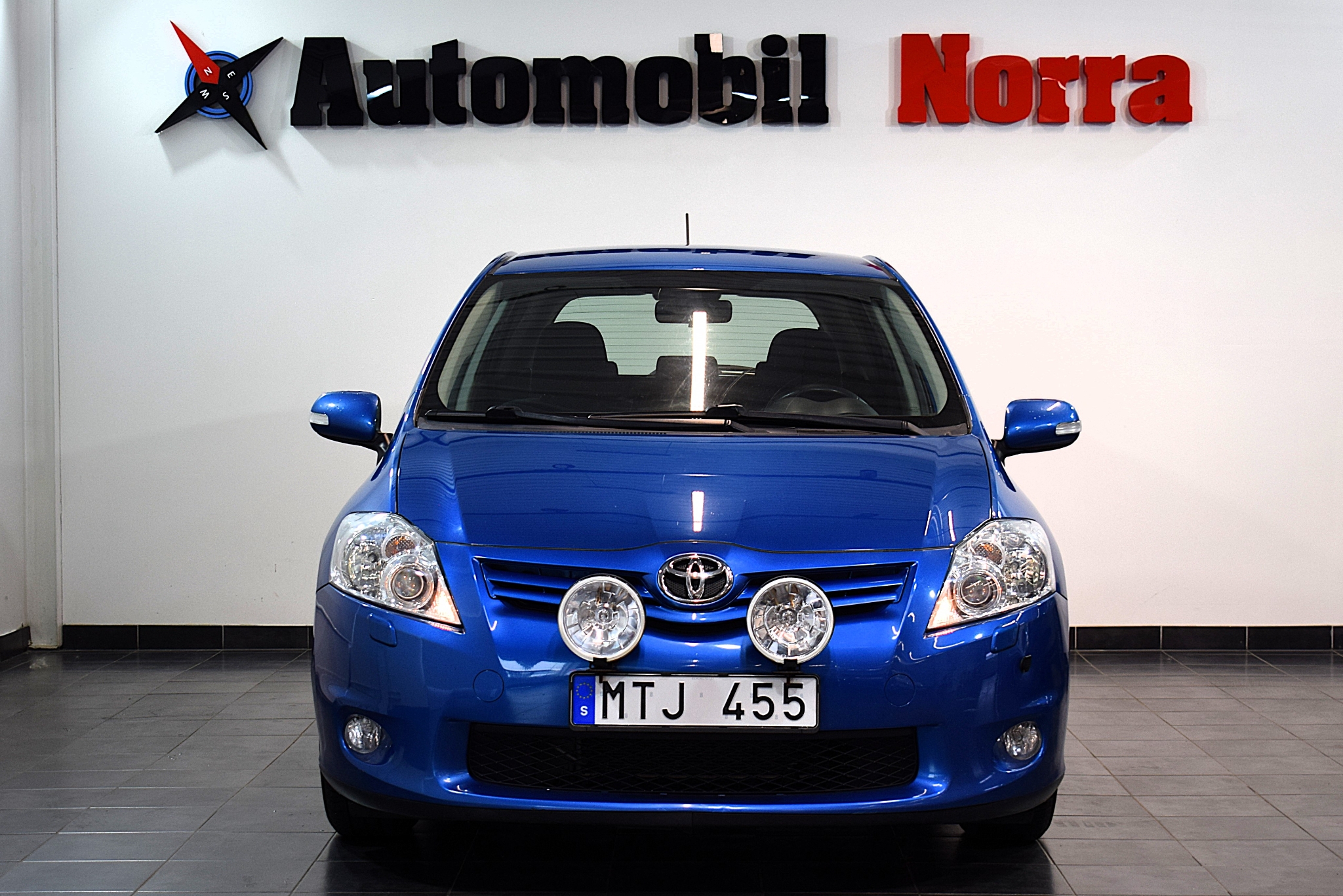 Toyota Auris 2012, bild 3/10