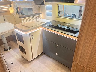 Husbil-integrerad Eura Mobil INTEGRA 760 HS 15 av 31