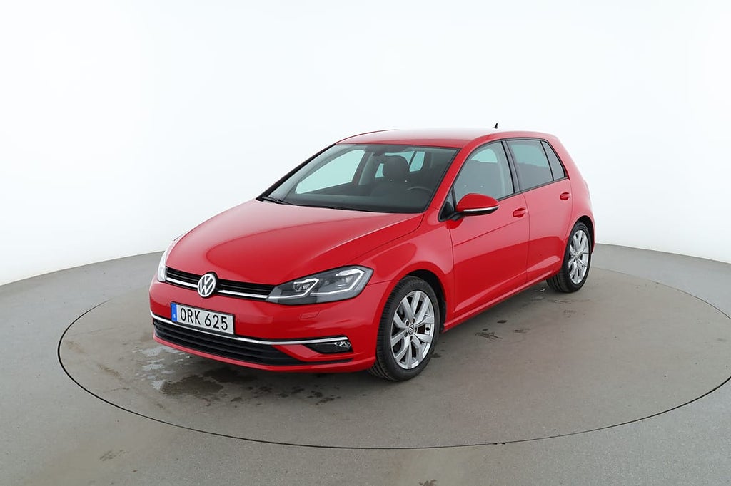 Volkswagen Golf VII 1.5 TSI ACT / Värmare, CarPlay, Rattvä...