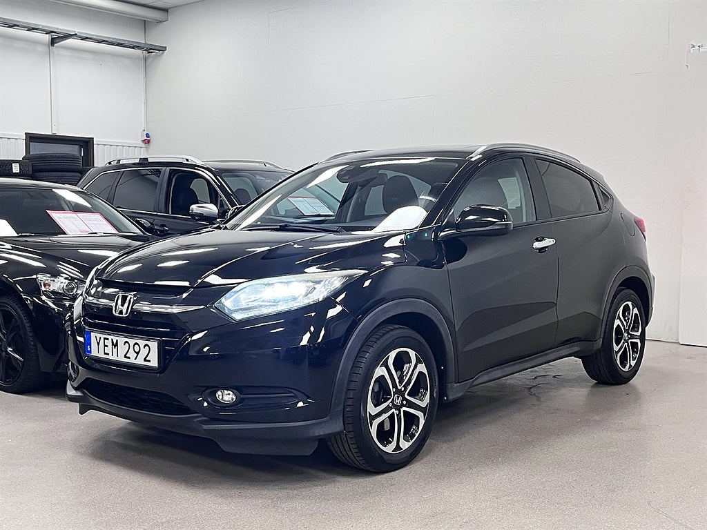 Honda HR-V 1.5 i-VTEC EXECUTIVE PANORAMA GPS BACK-KAMERA NYSERVAD