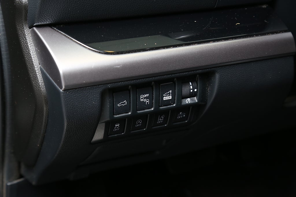 Subaru Outback 2,5i 175hk Summit AWD Taklucka H/K Skinn Extraljus Drag