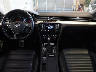 Kombi Volkswagen Passat 13 av 23