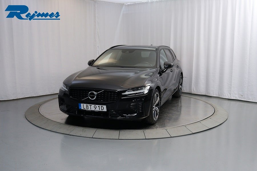 Volvo V60 Recharge T8 R-Design