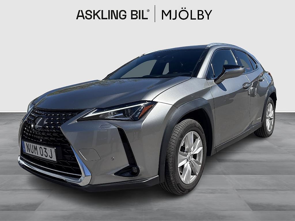 Lexus UX 250h AWD Comfort Teknik Navi Drag