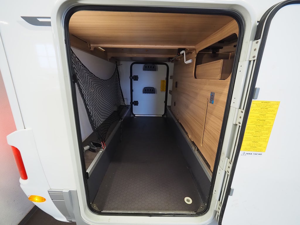 Adria Coral XL 670 SL Plus I 150hk I Dragkrok I Långbäddar I Dragkrok 2019