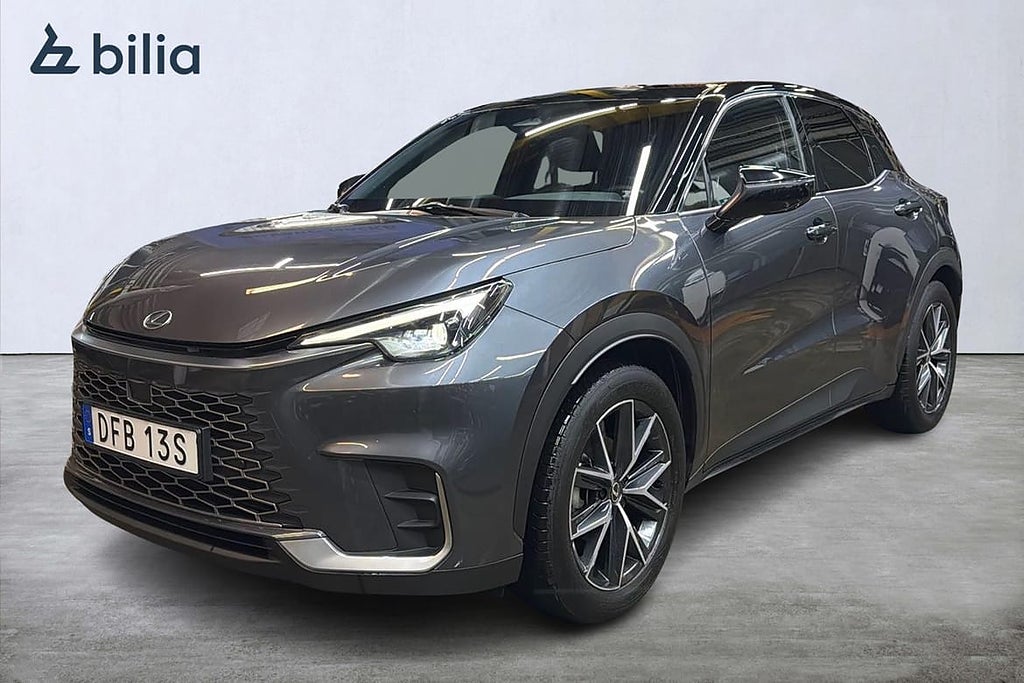 Lexus LBX 1,5 Hybrid Cool Tech AWD Approved Used