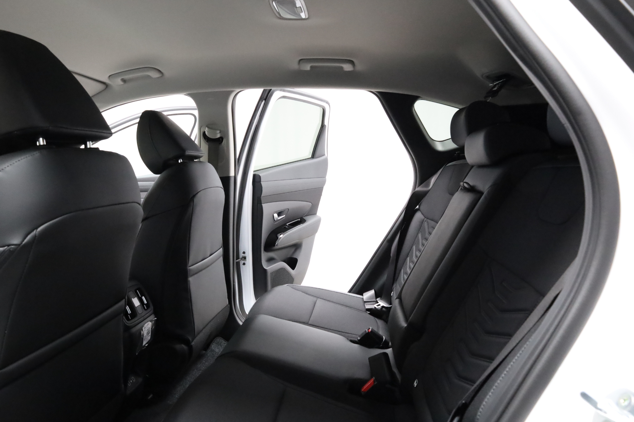 Hyundai Tucson HEV 2WD Essential 2026, bild 6/10