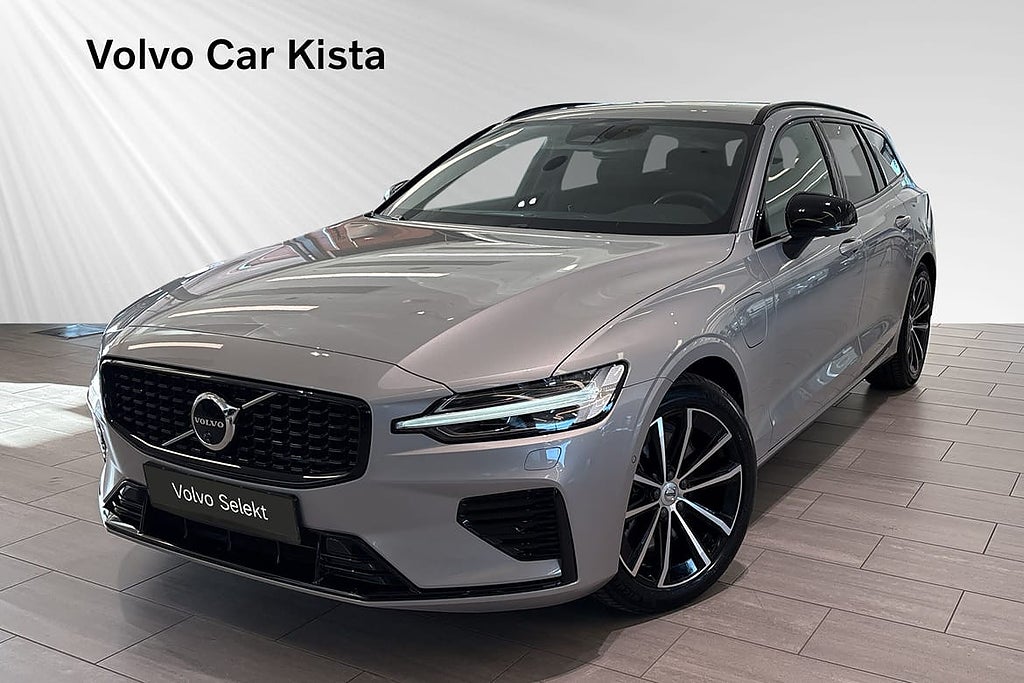 Volvo V60 T6 Plus Dark Edition Drag 360Kamera Läder