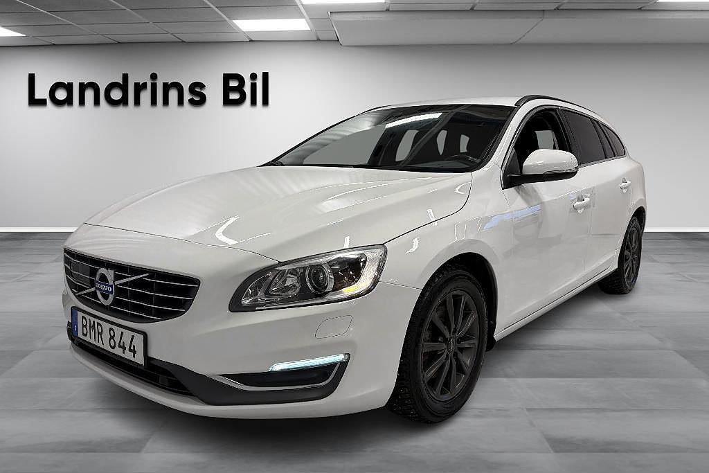 Volvo V60 D4 Momentum 181HK *Kamrem bytt*Vinterhjul*Dragkrok*VOC*
