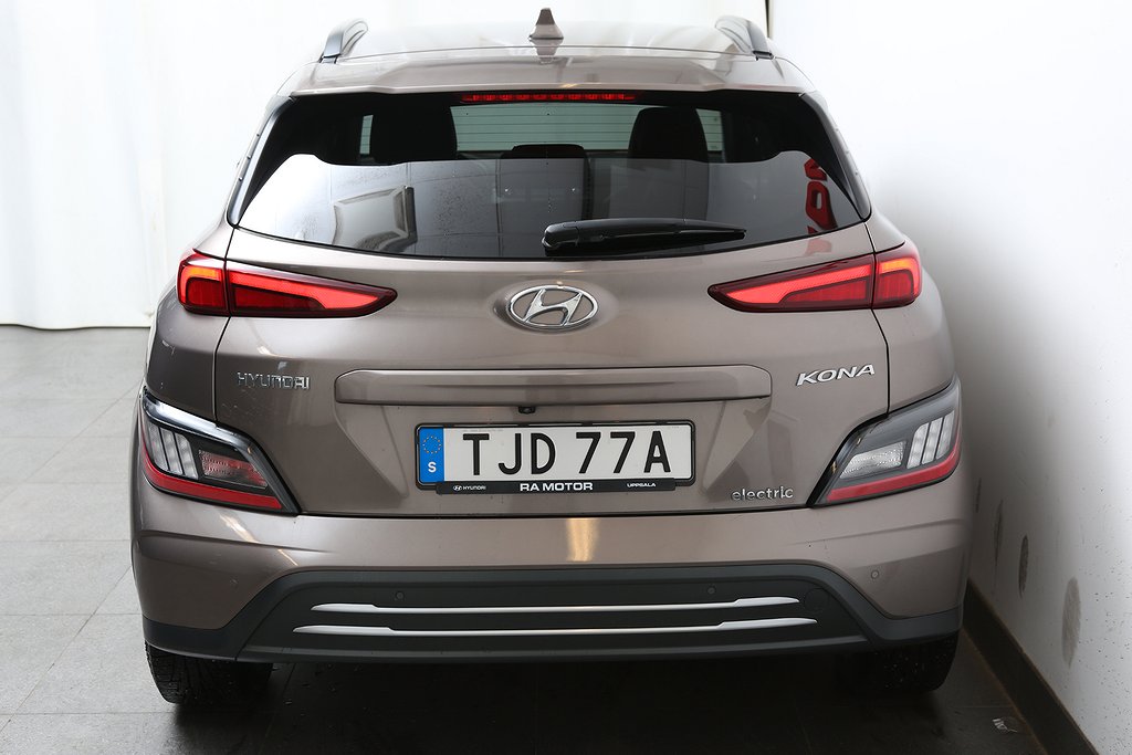 Hyundai Kona EV 100kW 39.2 kWh Essential Kamera Navi KRELL 2022