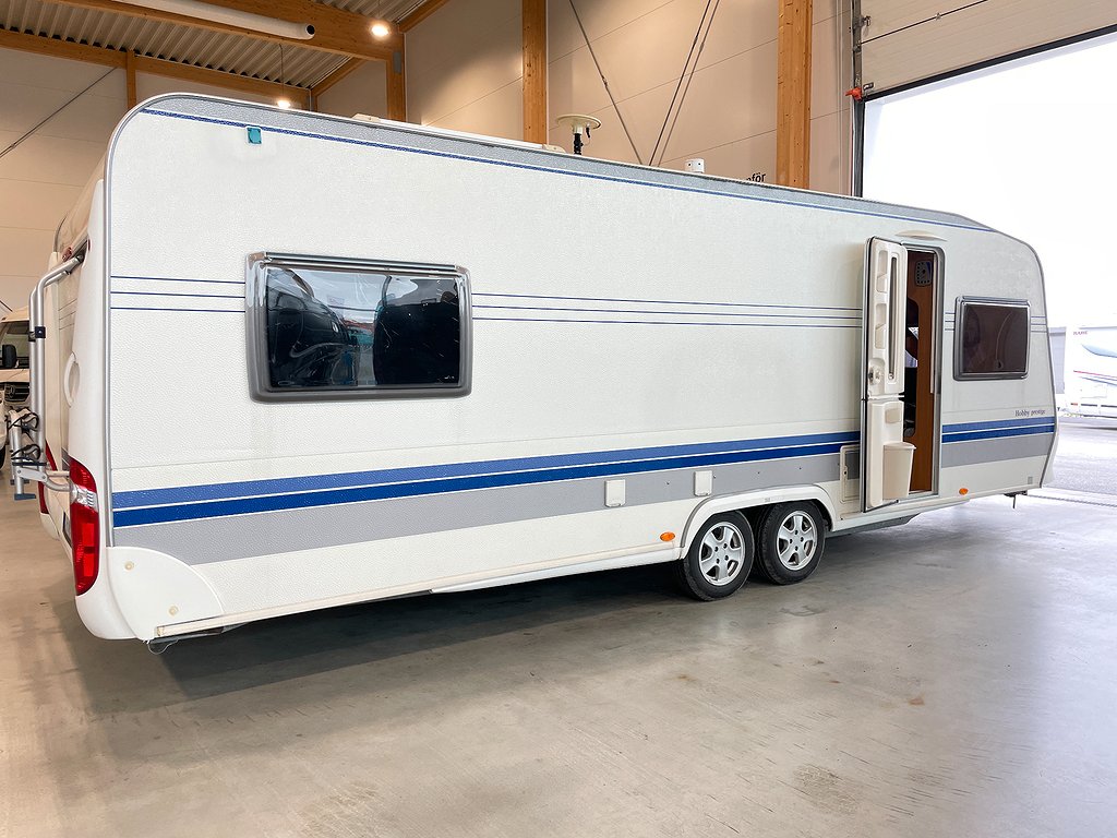 Hobby 650 KFU Prestige /Barnkammare/ALDE/Förtält/Ugn/Solcell - Hobby