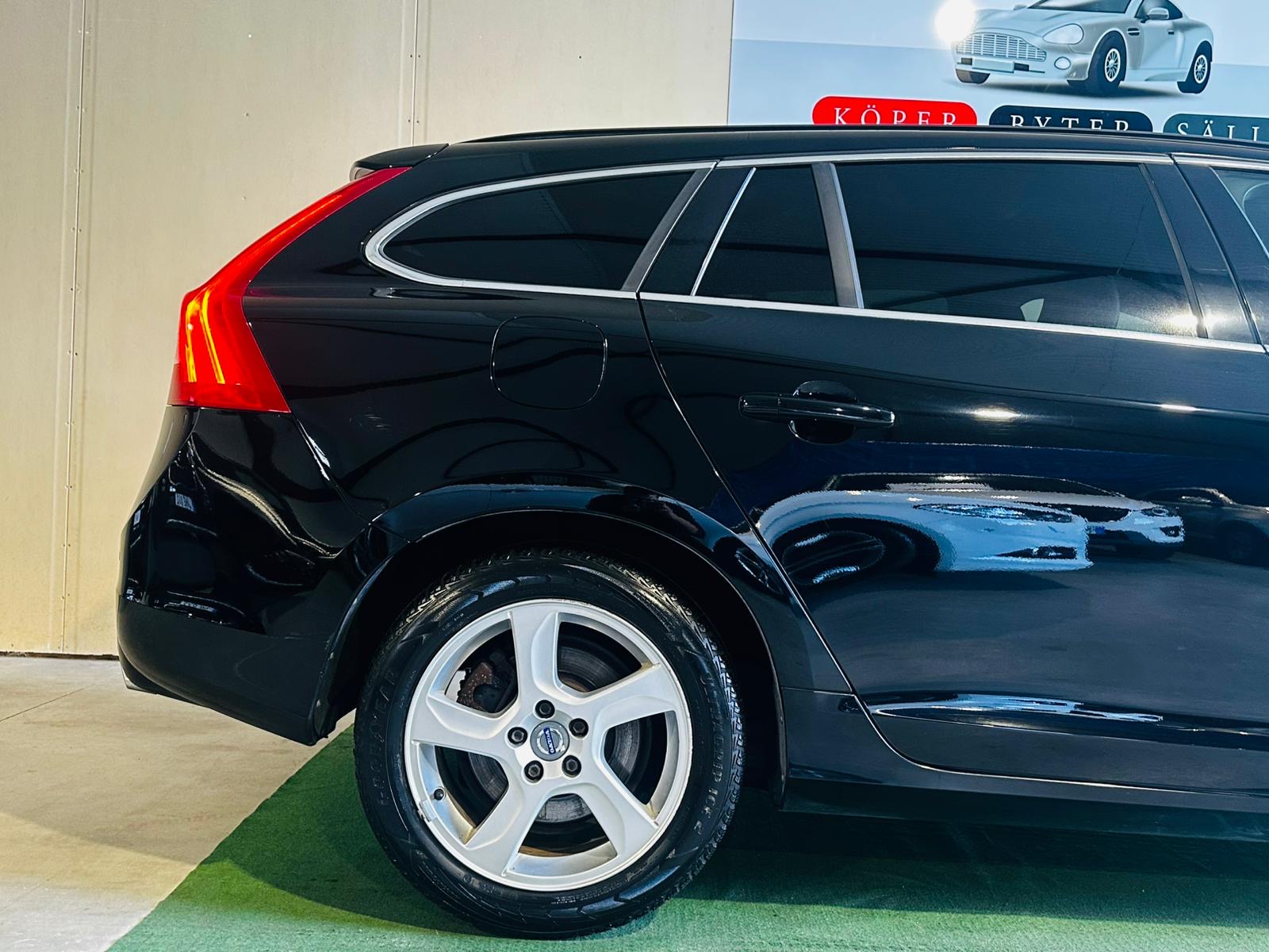 Volvo V60 2016, kuva 5/49