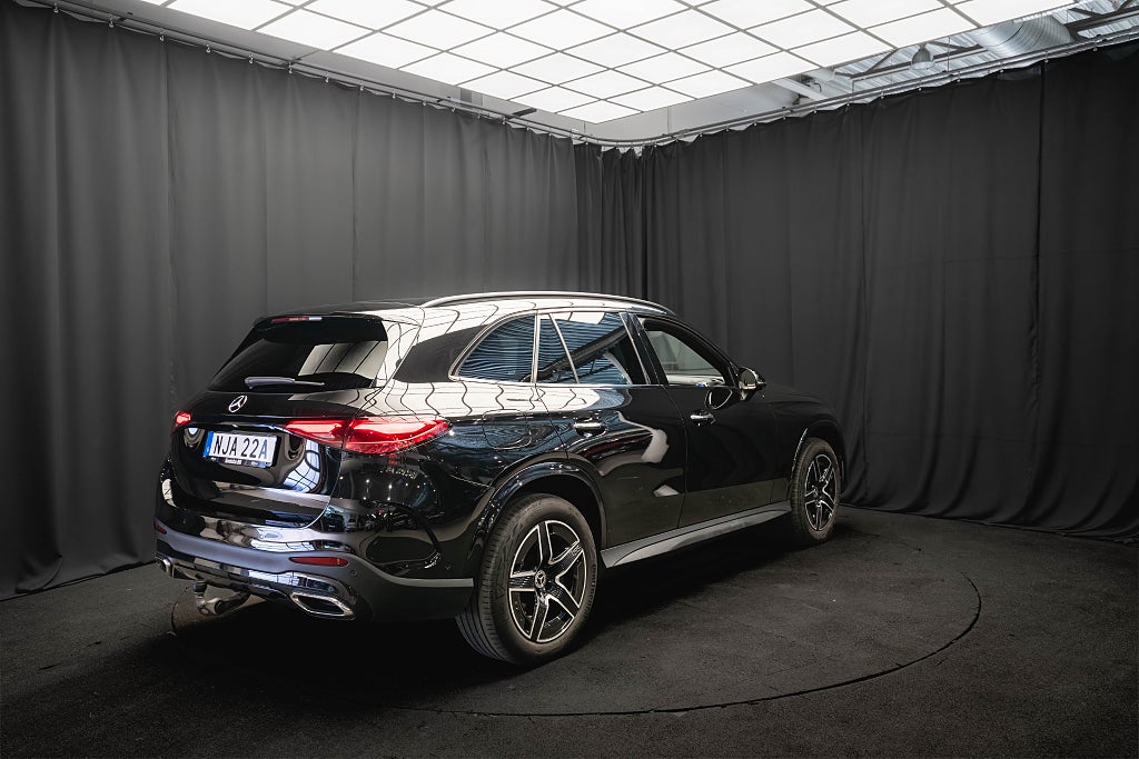 Mercedes-Benz GLC 300 e 4M AMG DRAG 360 DIGITAL-LED DISTRONIC ELSTOL MOMS