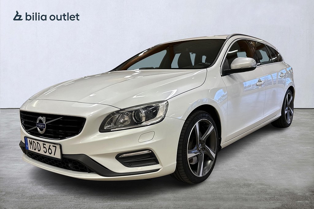 Volvo V60 D4 AWD R-Design BE PRO Taklucka / Navi / Dragkrok 