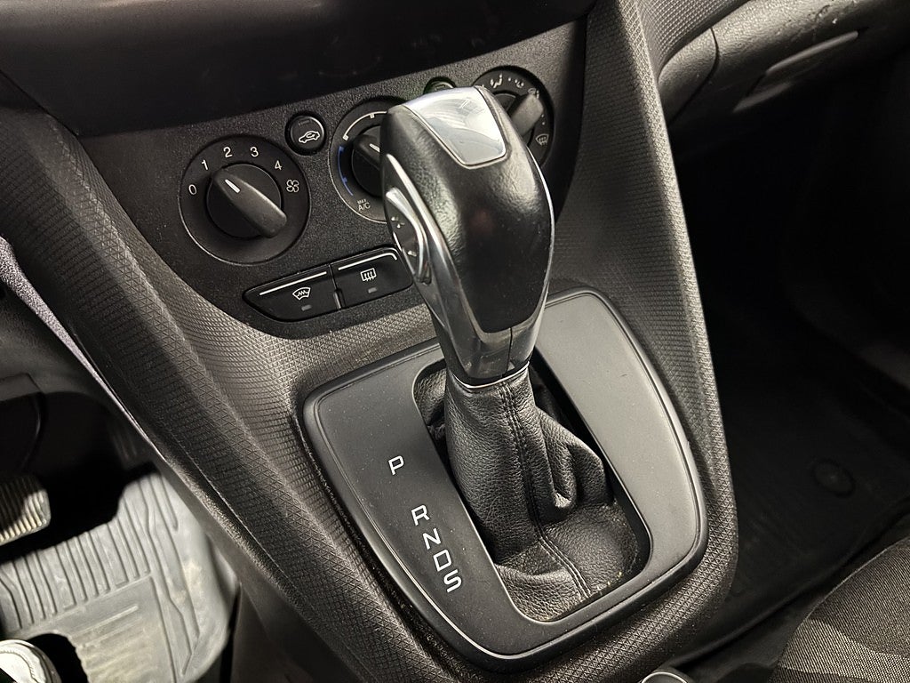 Ford Transit Connect Connect 220 1.5 TDCi Powershift BKam Drag Värm Moms NyB